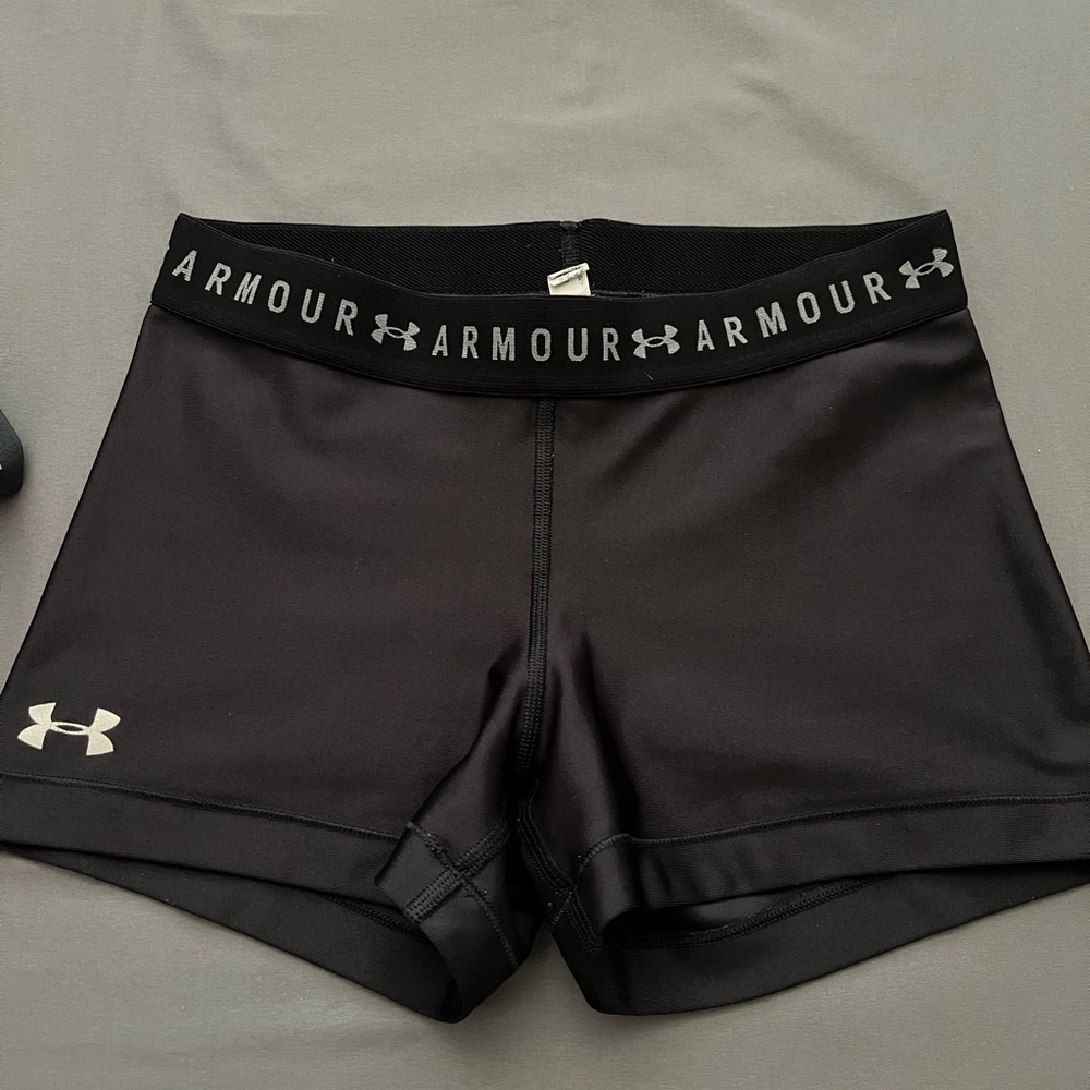 Under armour spandex shorts